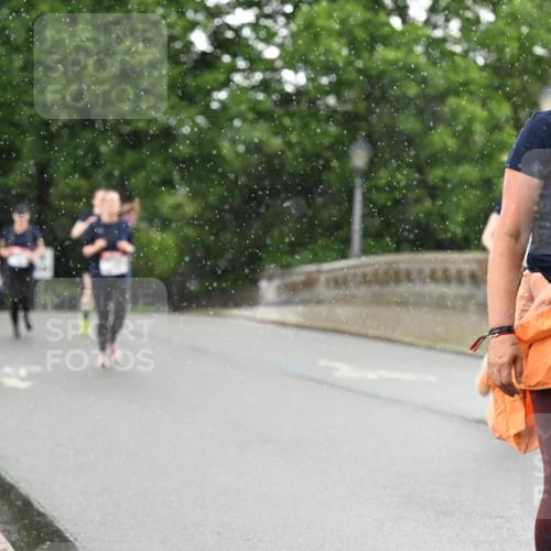 14.06.2026 - REWE Women's Run Dr. Thomas Lammeyer http://msf.ph/oto/9770313 14.06.2026 09:47:43 Laufen 11250 meine-sportfotos.de