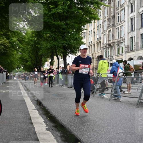 14.06.2026 - REWE Women's Run J. Mangold http://msf.ph/oto/9770317 14.06.2026 09:55:41 Ziel 10089, 10116, 10387, 10745, 10874, 10882, 11409 meine-sportfotos.de