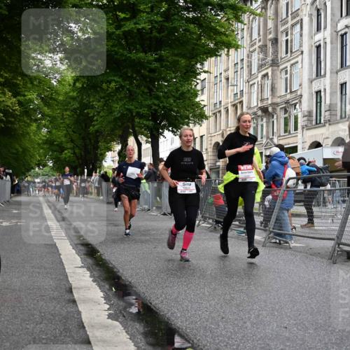 14.06.2026 - REWE Women's Run J. Mangold http://msf.ph/oto/9770322 14.06.2026 09:55:46 Ziel 10089, 10116, 10387, 10561, 11313 meine-sportfotos.de