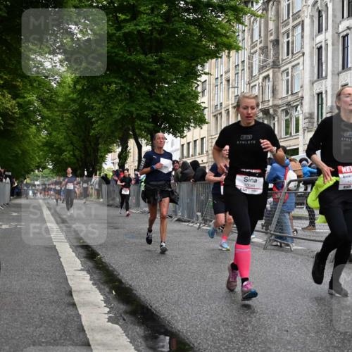14.06.2026 - REWE Women's Run J. Mangold http://msf.ph/oto/9770332 14.06.2026 09:55:47 Ziel 10089, 10387, 10561, 11313 meine-sportfotos.de