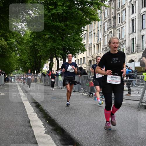 14.06.2026 - REWE Women's Run J. Mangold http://msf.ph/oto/9770334 14.06.2026 09:55:47 Ziel 10089, 10387, 10561, 11313 meine-sportfotos.de