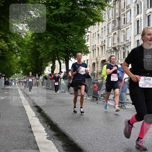 14.06.2026 - REWE Women's Run J. Mangold http://msf.ph/oto/9770336 14.06.2026 09:55:48 Ziel 10089, 10211, 10387, 10451, 10561, 11313 meine-sportfotos.de