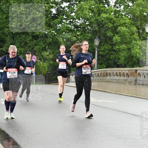 14.06.2026 - REWE Women's Run Dr. Thomas Lammeyer http://msf.ph/oto/9770352 14.06.2026 09:47:45 Laufen 10761, 10533 meine-sportfotos.de