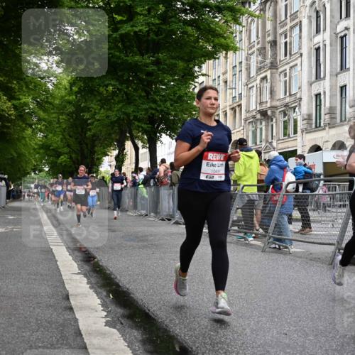 14.06.2026 - REWE Women's Run J. Mangold http://msf.ph/oto/9770353 14.06.2026 09:55:53 Ziel 10211, 10451, 10561, 10816, 10923, 11313 meine-sportfotos.de