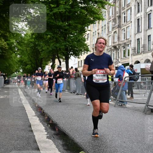 14.06.2026 - REWE Women's Run J. Mangold http://msf.ph/oto/9770364 14.06.2026 09:55:57 Ziel 10211, 10451, 10563, 10737, 10816, 10838, 10923, 11491, 11526 meine-sportfotos.de