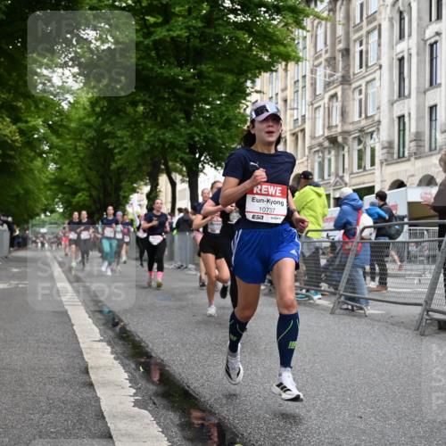14.06.2026 - REWE Women's Run J. Mangold http://msf.ph/oto/9770396 14.06.2026 09:56:01 Ziel 10122, 10563, 10737, 10757, 10774, 10816, 10838, 10867, 10923, 10969, 11383, 11491, 11526 meine-sportfotos.de