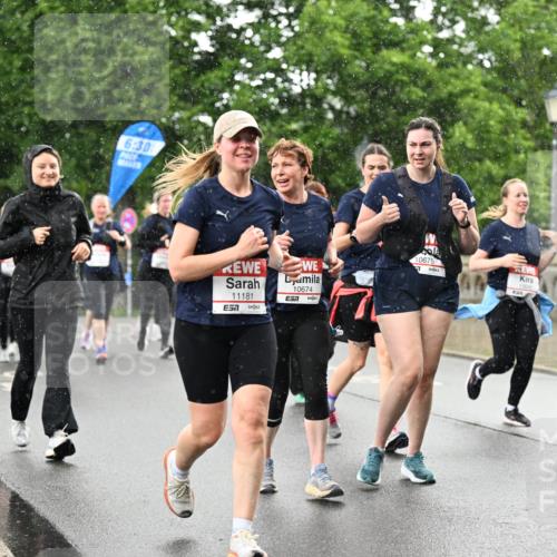 14.06.2026 - REWE Women's Run Dr. Thomas Lammeyer http://msf.ph/oto/9770471 14.06.2026 09:47:56 Laufen 6, 30, 11181, 10674, 7, 10675, 1004, 1121, 7 meine-sportfotos.de