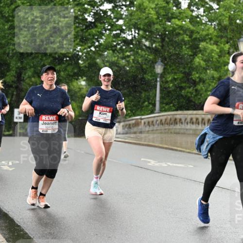 14.06.2026 - REWE Women's Run Dr. Thomas Lammeyer http://msf.ph/oto/9770508 14.06.2026 09:48:08 Laufen 10113, 7, 11264, 7 meine-sportfotos.de