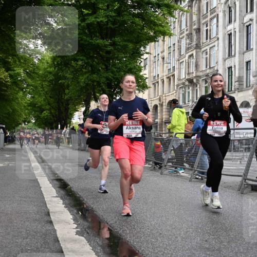 14.06.2026 - REWE Women's Run J. Mangold http://msf.ph/oto/9770538 14.06.2026 09:56:12 Ziel 10098, 10112, 10234, 10265, 10304, 10682, 10736, 10845, 11399, 11428, 11515 meine-sportfotos.de