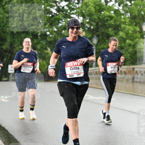 14.06.2026 - REWE Women's Run Dr. Thomas Lammeyer http://msf.ph/oto/9770541 14.06.2026 09:48:11 Laufen 17332, 11410 meine-sportfotos.de