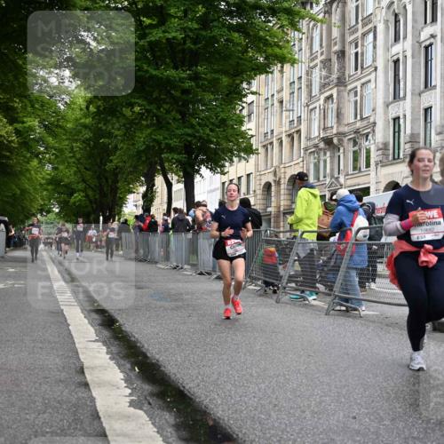 14.06.2026 - REWE Women's Run J. Mangold http://msf.ph/oto/9770561 14.06.2026 09:56:14 Ziel 10018, 10112, 10234, 10265, 10682, 10736, 10845 meine-sportfotos.de