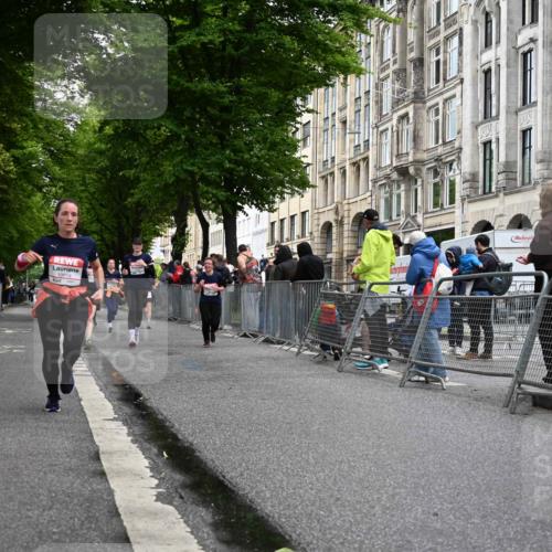 14.06.2026 - REWE Women's Run J. Mangold http://msf.ph/oto/9770575 14.06.2026 09:56:20 Ziel 10018, 10156, 10399, 10547, 11415, 11516 meine-sportfotos.de