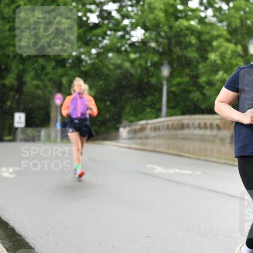 14.06.2026 - REWE Women's Run Dr. Thomas Lammeyer http://msf.ph/oto/9770617 14.06.2026 09:48:17 Laufen 10655 meine-sportfotos.de
