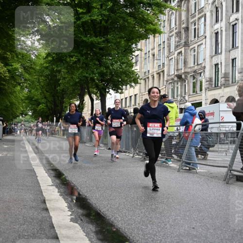 14.06.2026 - REWE Women's Run J. Mangold http://msf.ph/oto/9770625 14.06.2026 09:56:26 Ziel 10156, 10399, 10438, 10465, 10547, 10781, 10782, 11007, 11415, 11516 meine-sportfotos.de