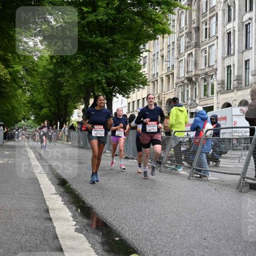 14.06.2026 - REWE Women's Run J. Mangold http://msf.ph/oto/9770628 14.06.2026 09:56:27 Ziel 10156, 10399, 10438, 10465, 10547, 10781, 10782, 11007, 11415, 11516 meine-sportfotos.de