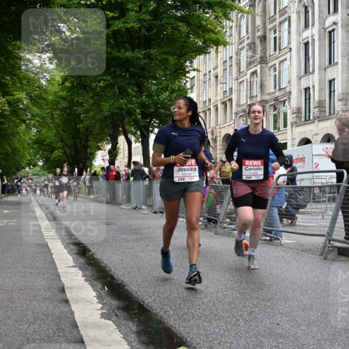 14.06.2026 - REWE Women's Run J. Mangold http://msf.ph/oto/9770632 14.06.2026 09:56:28 Ziel 10156, 10399, 10438, 10465, 10781, 10782, 11007, 11415, 11516 meine-sportfotos.de