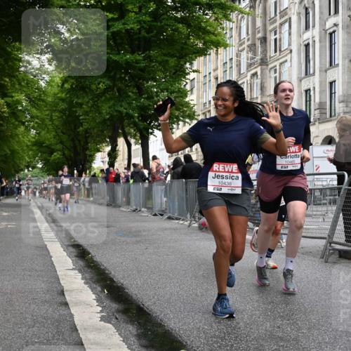 14.06.2026 - REWE Women's Run J. Mangold http://msf.ph/oto/9770639 14.06.2026 09:56:29 Ziel 10399, 10438, 10465, 10781, 10782, 11007, 11312, 11415, 11516 meine-sportfotos.de