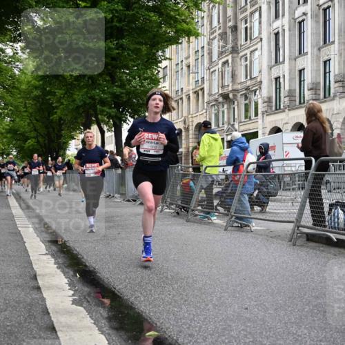 14.06.2026 - REWE Women's Run J. Mangold http://msf.ph/oto/9770643 14.06.2026 09:56:35 Ziel 11214, 11283, 11312, 11436 meine-sportfotos.de