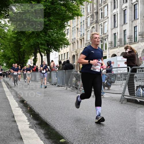 14.06.2026 - REWE Women's Run J. Mangold http://msf.ph/oto/9770656 14.06.2026 09:56:36 Ziel 10773, 11132, 11214, 11283, 11302, 11312, 11436 meine-sportfotos.de