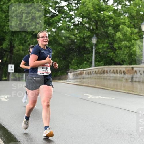 14.06.2026 - REWE Women's Run Dr. Thomas Lammeyer http://msf.ph/oto/9770679 14.06.2026 09:48:22 Laufen 10910, 7 meine-sportfotos.de