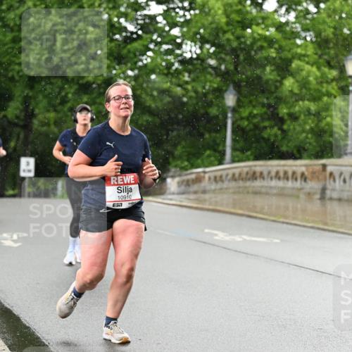 14.06.2026 - REWE Women's Run Dr. Thomas Lammeyer http://msf.ph/oto/9770681 14.06.2026 09:48:22 Laufen 10910, 7 meine-sportfotos.de