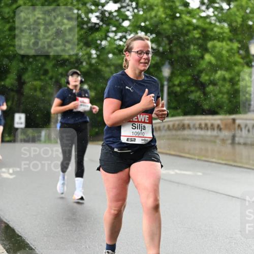 14.06.2026 - REWE Women's Run Dr. Thomas Lammeyer http://msf.ph/oto/9770689 14.06.2026 09:48:22 Laufen 64456, 10910, 7 meine-sportfotos.de