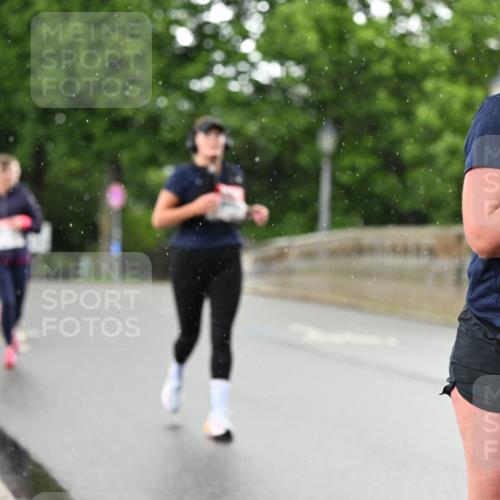 14.06.2026 - REWE Women's Run Dr. Thomas Lammeyer http://msf.ph/oto/9770701 14.06.2026 09:48:23 Laufen 10910 meine-sportfotos.de