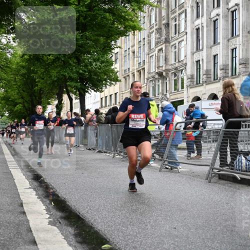 14.06.2026 - REWE Women's Run J. Mangold http://msf.ph/oto/9770727 14.06.2026 09:56:47 Ziel 10167, 10253, 10287, 10463, 10479, 10740, 10844, 11055, 11344, 11509, 11535 meine-sportfotos.de