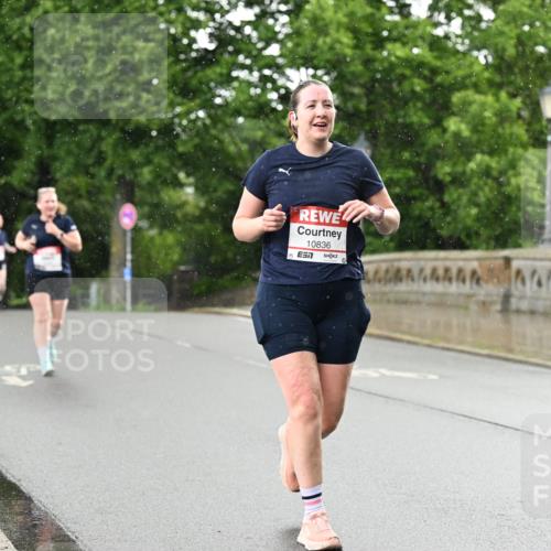 14.06.2026 - REWE Women's Run Dr. Thomas Lammeyer http://msf.ph/oto/9770754 14.06.2026 09:48:27 Laufen 10836, 7 meine-sportfotos.de