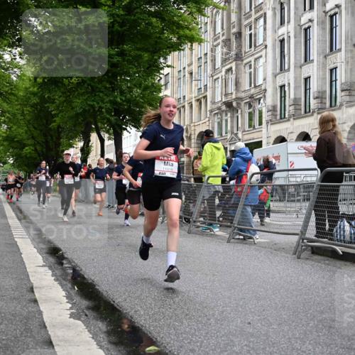 14.06.2026 - REWE Women's Run J. Mangold http://msf.ph/oto/9770757 14.06.2026 09:56:54 Ziel 10131, 10287, 10385, 10463, 10543, 10611, 10835, 10926, 11016 meine-sportfotos.de