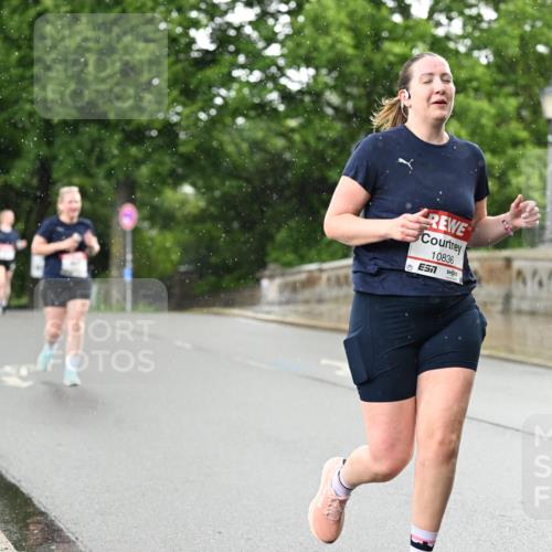 14.06.2026 - REWE Women's Run Dr. Thomas Lammeyer http://msf.ph/oto/9770760 14.06.2026 09:48:28 Laufen 10836 meine-sportfotos.de