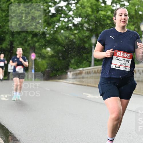 14.06.2026 - REWE Women's Run Dr. Thomas Lammeyer http://msf.ph/oto/9770762 14.06.2026 09:48:28 Laufen 10836 meine-sportfotos.de