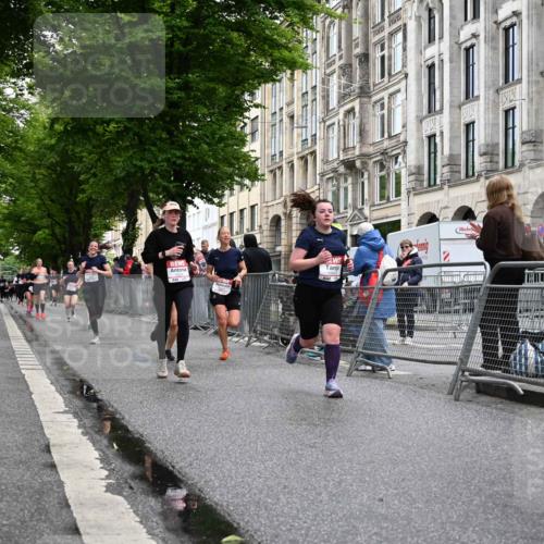 14.06.2026 - REWE Women's Run J. Mangold http://msf.ph/oto/9770771 14.06.2026 09:56:56 Ziel 10131, 10385, 10543, 10611, 10835, 10926, 10976, 11016, 11304 meine-sportfotos.de