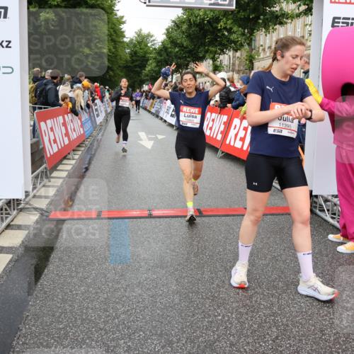 14.06.2026 - REWE Women's Run Strokosch-Dieckow http://msf.ph/oto/9770782 14.06.2026 09:54:24 Ziel 10012, 10235, 10356, 10363, 10434, 10899, 11395, 11502 meine-sportfotos.de