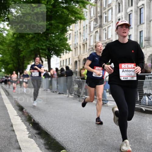 14.06.2026 - REWE Women's Run J. Mangold http://msf.ph/oto/9770787 14.06.2026 09:56:58 Ziel 10131, 10385, 10543, 10611, 10835, 10926, 10976, 11016, 11183, 11304 meine-sportfotos.de