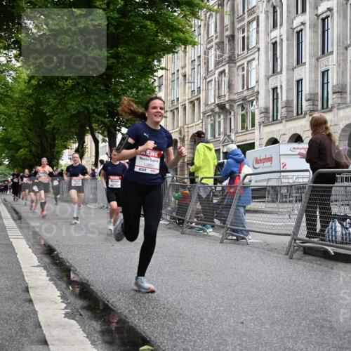 14.06.2026 - REWE Women's Run J. Mangold http://msf.ph/oto/9770794 14.06.2026 09:56:59 Ziel 10131, 10385, 10543, 10611, 10835, 10926, 10976, 11183, 11304 meine-sportfotos.de