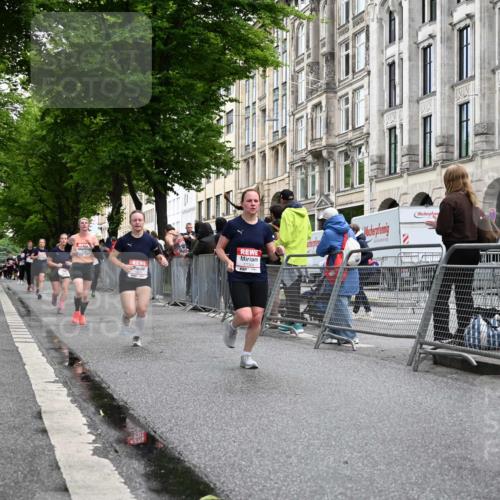14.06.2026 - REWE Women's Run J. Mangold http://msf.ph/oto/9770805 14.06.2026 09:57:00 Ziel 10075, 10385, 10543, 10611, 10835, 10926, 10976, 11183, 11304 meine-sportfotos.de