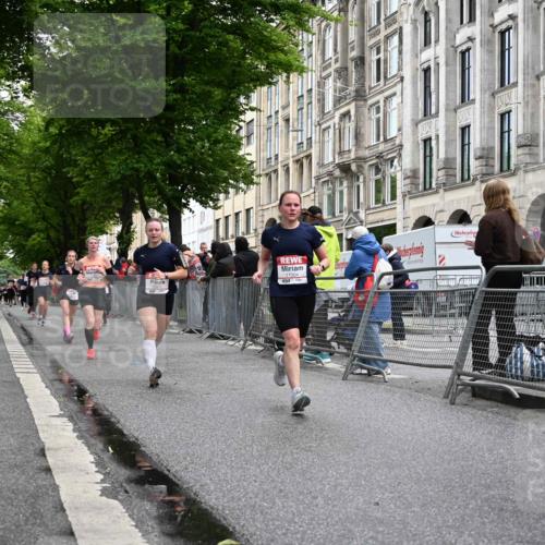 14.06.2026 - REWE Women's Run J. Mangold http://msf.ph/oto/9770808 14.06.2026 09:57:01 Ziel 10075, 10385, 10543, 10611, 10835, 10926, 10976, 11183, 11304 meine-sportfotos.de