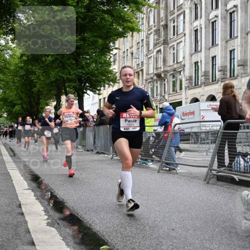14.06.2026 - REWE Women's Run J. Mangold http://msf.ph/oto/9770819 14.06.2026 09:57:02 Ziel 10075, 10226, 10385, 10611, 10835, 10901, 10926, 10976, 11183, 11304 meine-sportfotos.de