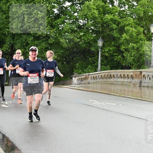 14.06.2026 - REWE Women's Run Dr. Thomas Lammeyer http://msf.ph/oto/9770820 14.06.2026 09:48:34 Laufen 11036, 51 meine-sportfotos.de