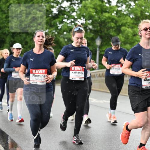 14.06.2026 - REWE Women's Run Dr. Thomas Lammeyer http://msf.ph/oto/9770879 14.06.2026 09:48:38 Laufen 10646, 7, 10538, 7, 11098, 7 meine-sportfotos.de