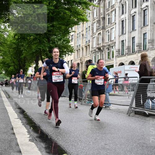 14.06.2026 - REWE Women's Run J. Mangold http://msf.ph/oto/9770880 14.06.2026 09:57:11 Ziel 10173, 10226, 10310, 10377, 10802, 10901, 11131, 11262, 11276, 11423 meine-sportfotos.de