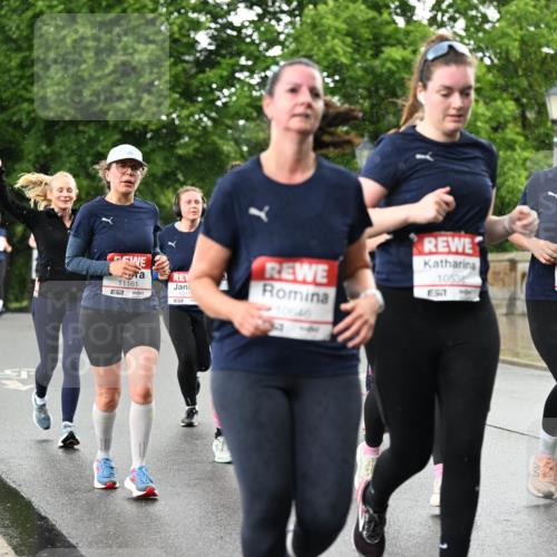 14.06.2026 - REWE Women's Run Dr. Thomas Lammeyer http://msf.ph/oto/9770887 14.06.2026 09:48:38 Laufen 11161, 7, 10646, 10538, 10255, 7 meine-sportfotos.de