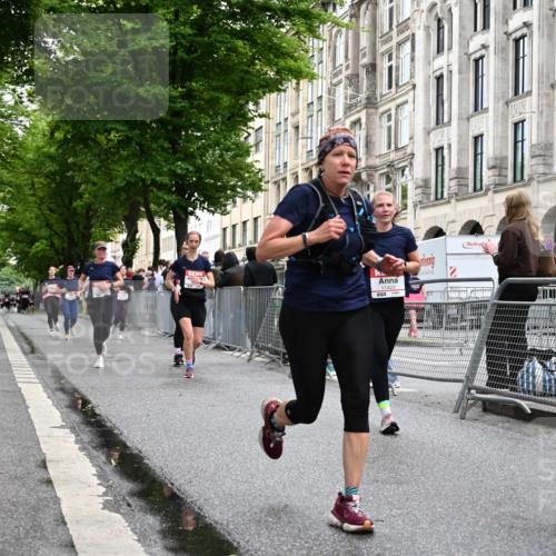 14.06.2026 - REWE Women's Run J. Mangold http://msf.ph/oto/9770892 14.06.2026 09:57:12 Ziel 10173, 10226, 10310, 10377, 10802, 10901, 11131, 11262, 11276, 11423 meine-sportfotos.de