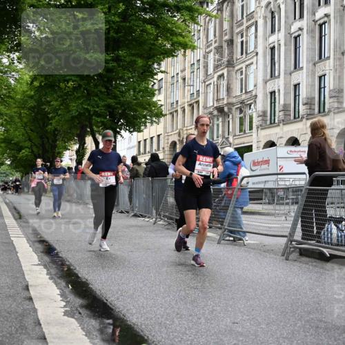 14.06.2026 - REWE Women's Run J. Mangold http://msf.ph/oto/9770903 14.06.2026 09:57:14 Ziel 10173, 10310, 10377, 10378, 10802, 10815, 11131, 11210, 11262, 11276, 11423 meine-sportfotos.de