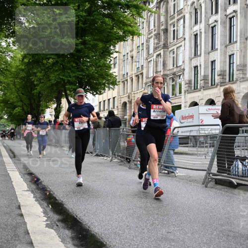 14.06.2026 - REWE Women's Run J. Mangold http://msf.ph/oto/9770905 14.06.2026 09:57:14 Ziel 10173, 10310, 10377, 10378, 10802, 10815, 11131, 11210, 11262, 11276, 11423 meine-sportfotos.de