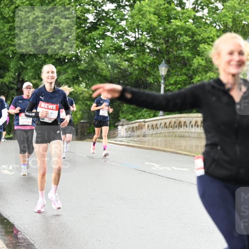 14.06.2026 - REWE Women's Run Dr. Thomas Lammeyer http://msf.ph/oto/9770919 14.06.2026 09:48:41 Laufen 107 meine-sportfotos.de