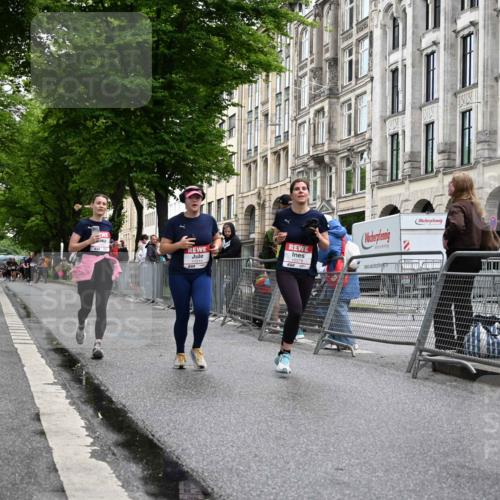 14.06.2026 - REWE Women's Run J. Mangold http://msf.ph/oto/9770925 14.06.2026 09:57:18 Ziel 10310, 10377, 10378, 10815, 11131, 11210 meine-sportfotos.de