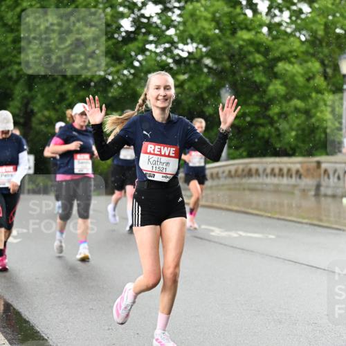 14.06.2026 - REWE Women's Run Dr. Thomas Lammeyer http://msf.ph/oto/9770932 14.06.2026 09:48:42 Laufen 11521 meine-sportfotos.de