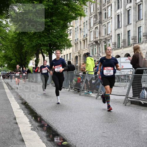 14.06.2026 - REWE Women's Run J. Mangold http://msf.ph/oto/9770955 14.06.2026 09:57:31 Ziel 10193, 10291, 10608, 11417 meine-sportfotos.de